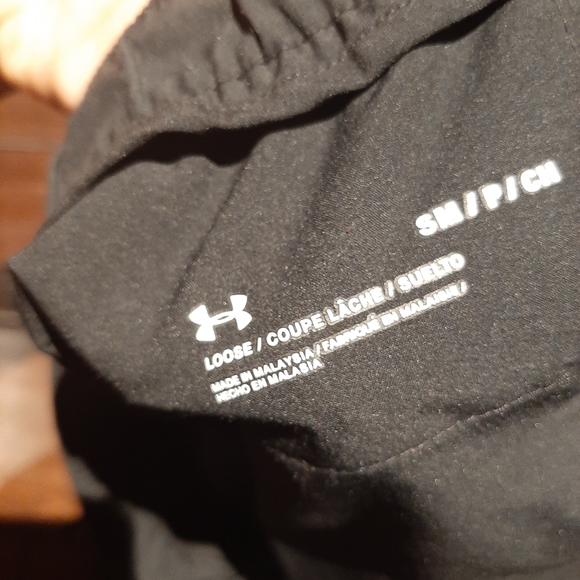 Under Armour track pants - Picture 3 of 3